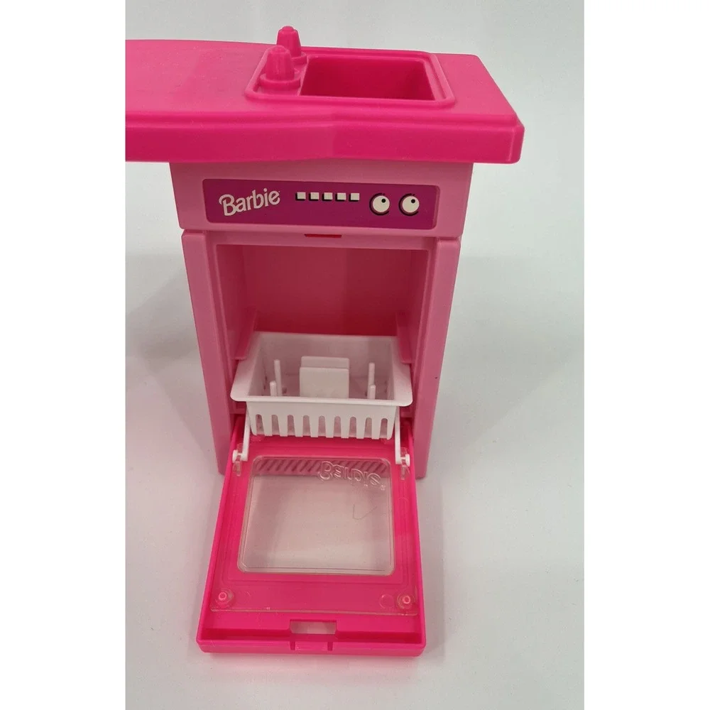 Vintage Barbie So Much To Do 1994 Kitchen Sink Dishwasher Refrigerator Hutch